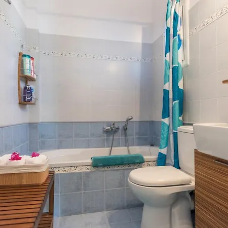 Euphoria Escape Apartment *